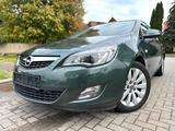 Opel Astra J 1.6 Turbo INNOVATION 132kW Automatik - Opel Astra aus 2010: Turbo