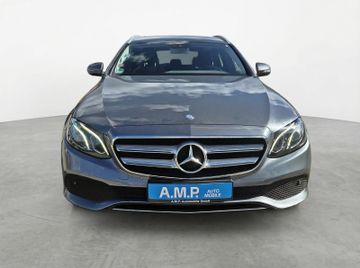 Mercedes E 200 - 2