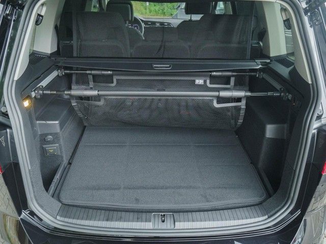 Touran Highline TSI DSG 7-Sitzer Top-Paket AHK I