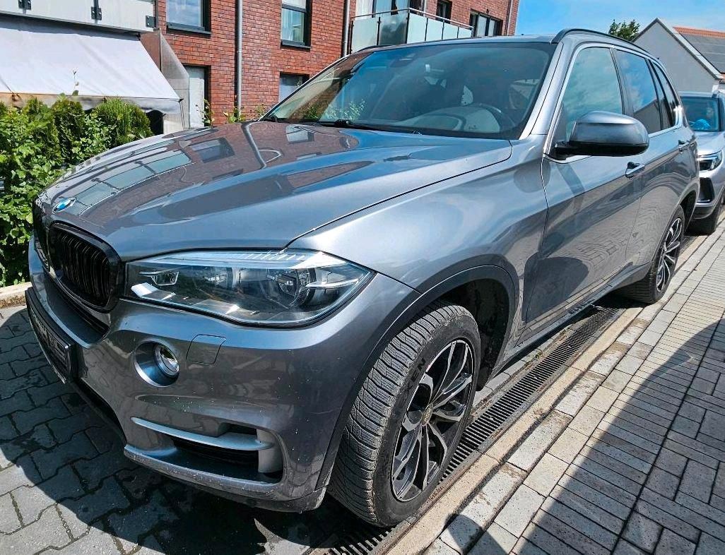BMW BMW X5 xDrive30d F15 | Top Ausstattung | E...