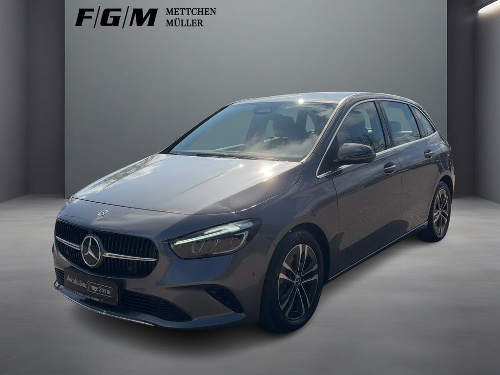 Mercedes-Benz B 180