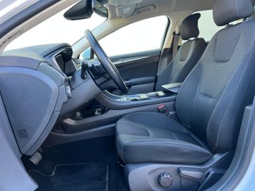 Ford Mondeo - 8