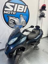 Piaggio MP3 300 - PIAGGIO MOFA