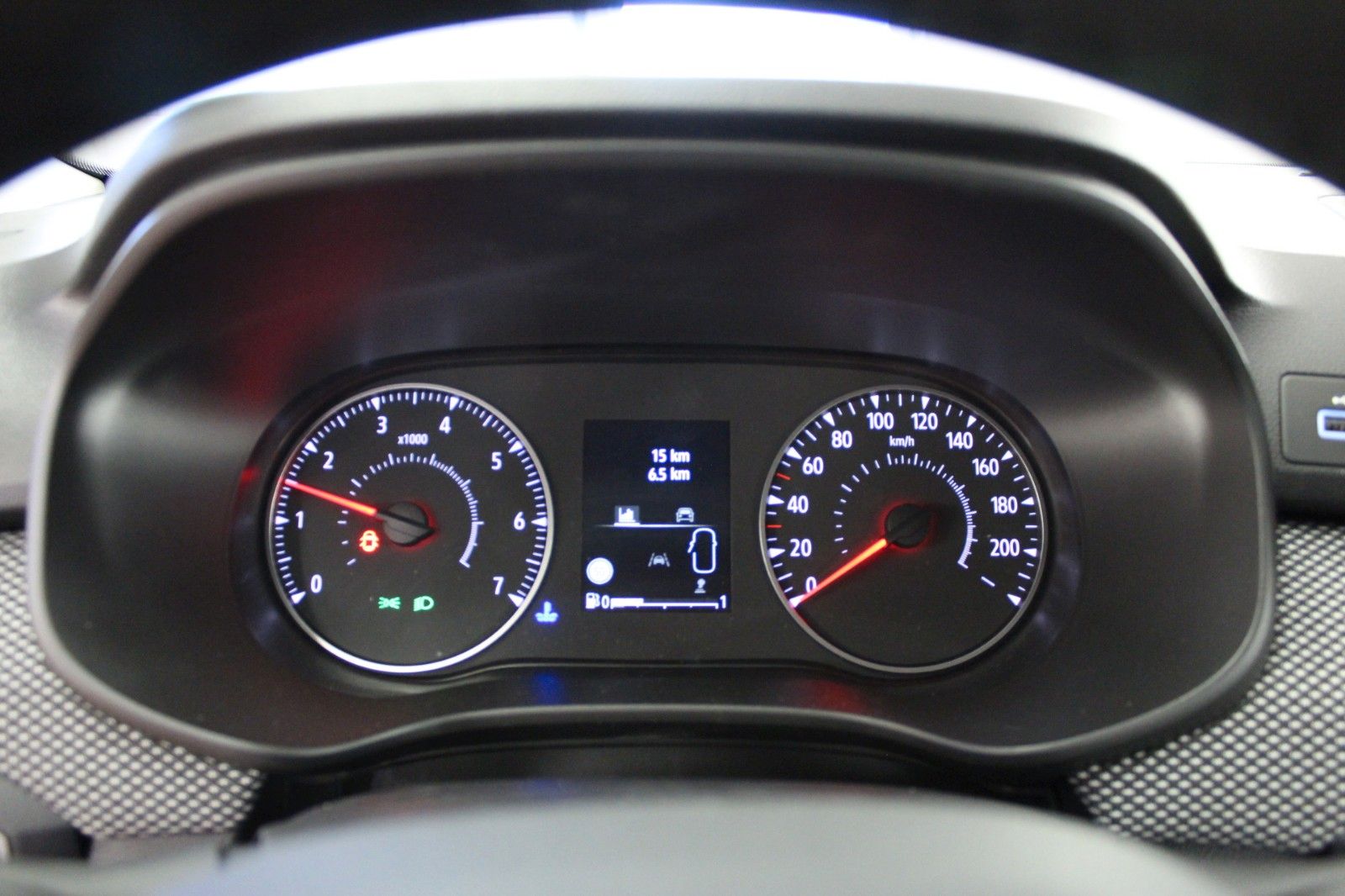 Fahrzeugabbildung Dacia Logan III TCe 90 Expression*Media Nav*PDC*