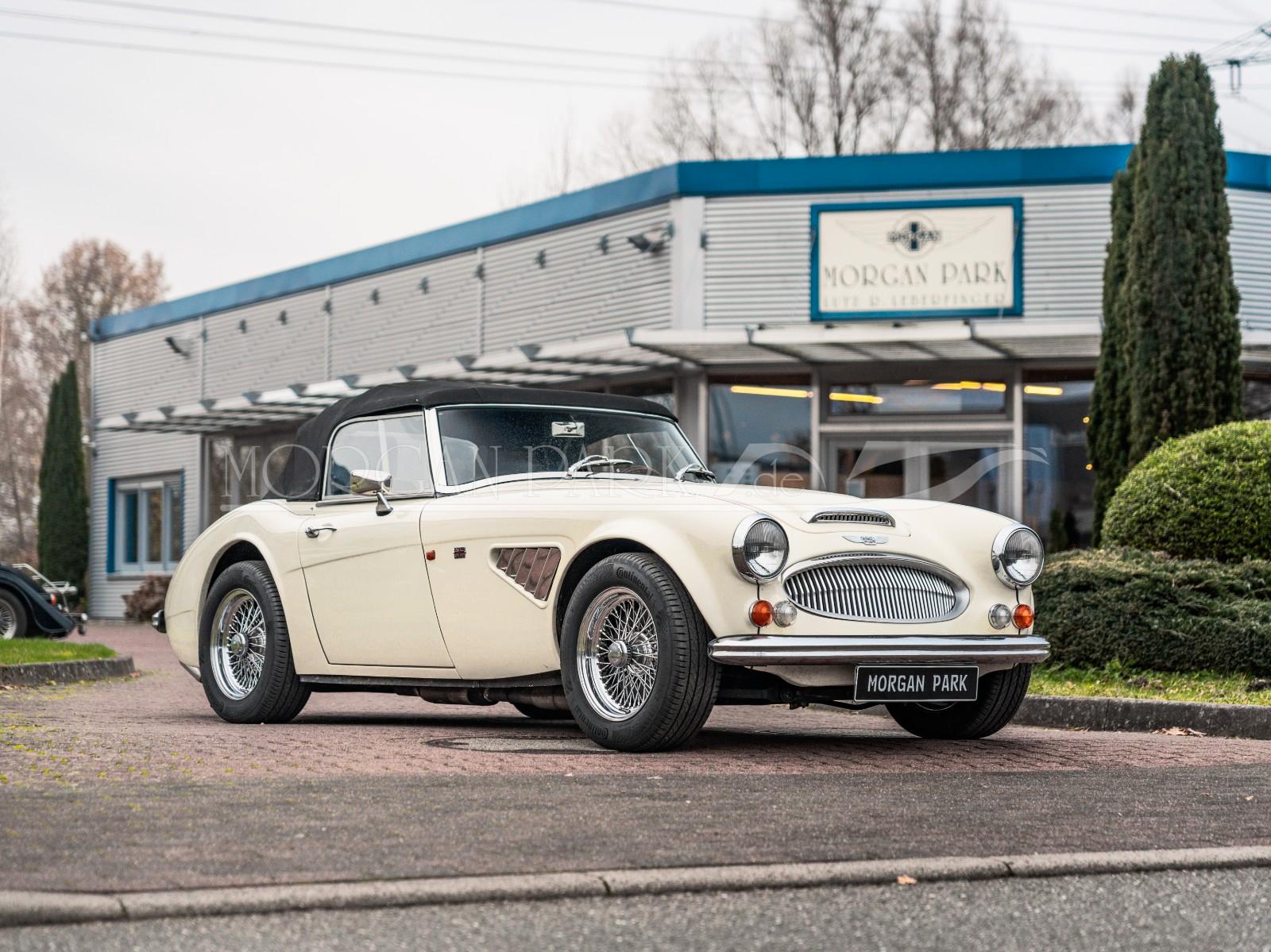 Austin Healey HMC MK IV Silverstone 1 of 15