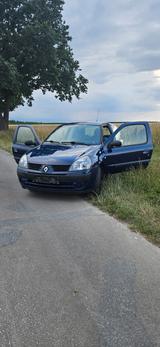 Renault Clio Campus 1.2 Campus Tüv bis Mai 27 - Renault Clio aus 2005: Campus