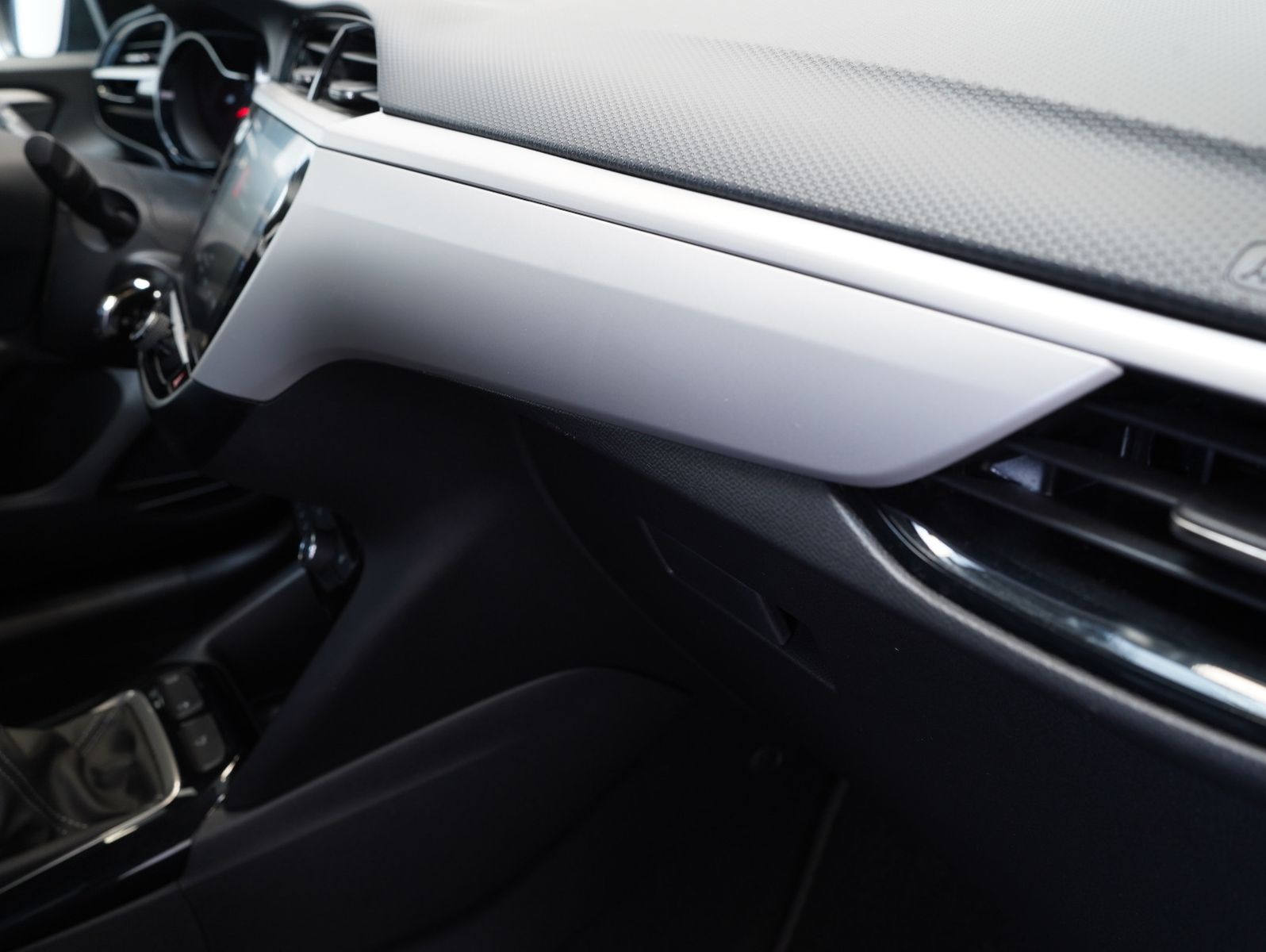 Fahrzeugabbildung Opel Corsa F 1.2 Turbo Edition DAB/LED/PDC/KAMERA/SHZ