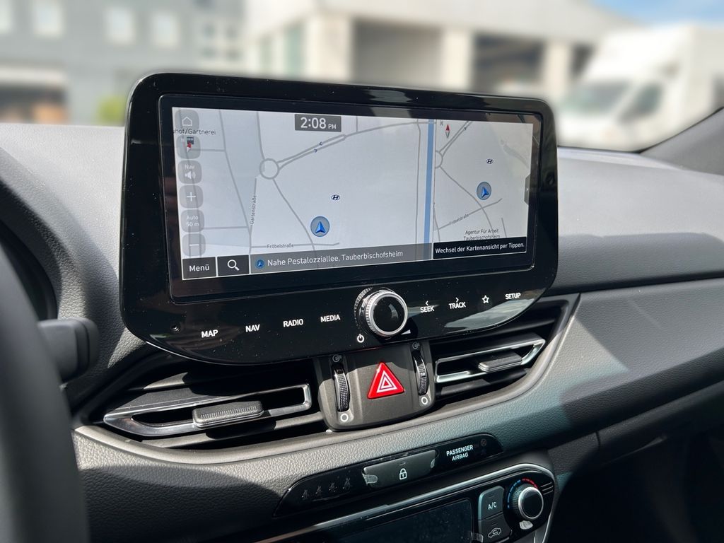 HYUNDAI i30 1.6 T-GDI Trend LED Navi USB Kamera PTS SHZ