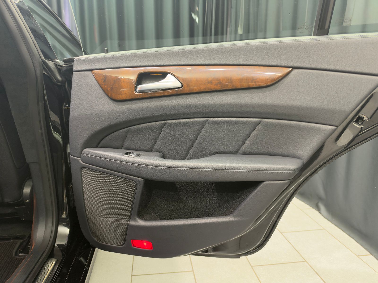 Fahrzeugabbildung Mercedes-Benz CLS 500 |AMG-LINE|H/K|PANO|AIR-MATIC|DE-FZG