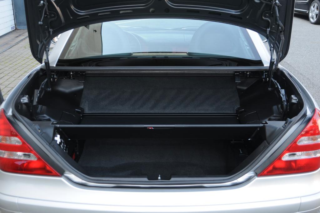 Mercedes-Benz SLK 320