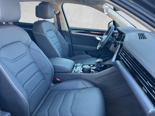 Touareg R-Line 3.0 V6 TDI DSG 4M AHK*Leder*Luft*