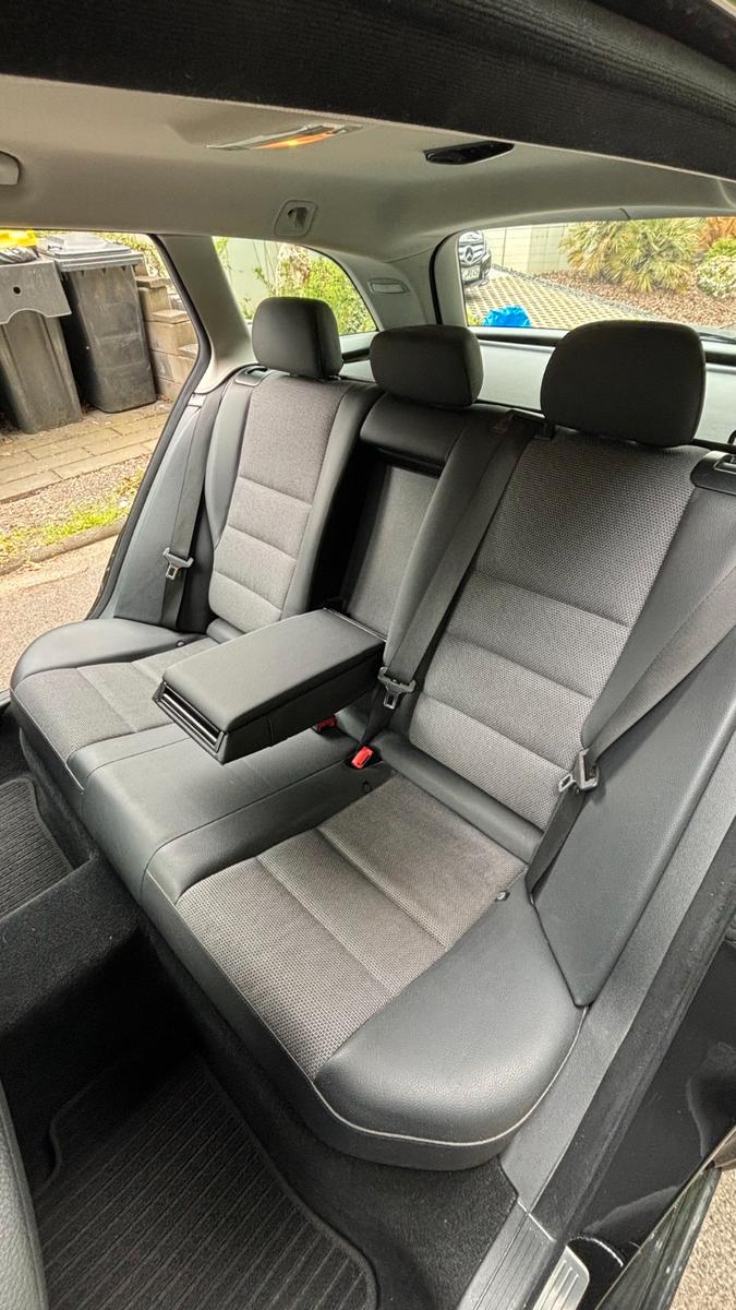 Mercedes-Benz C250 2010 — photo 12