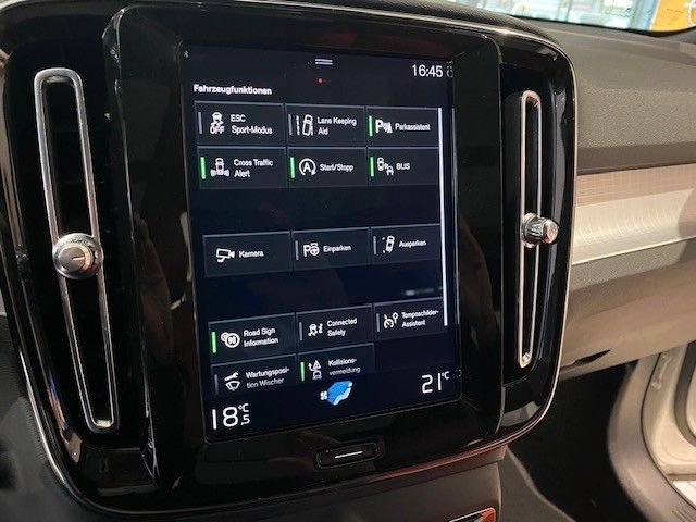 Fahrzeugabbildung Volvo XC40 Momentum Pro LED/NAVI/LEDER/PANO/360°/BLIS
