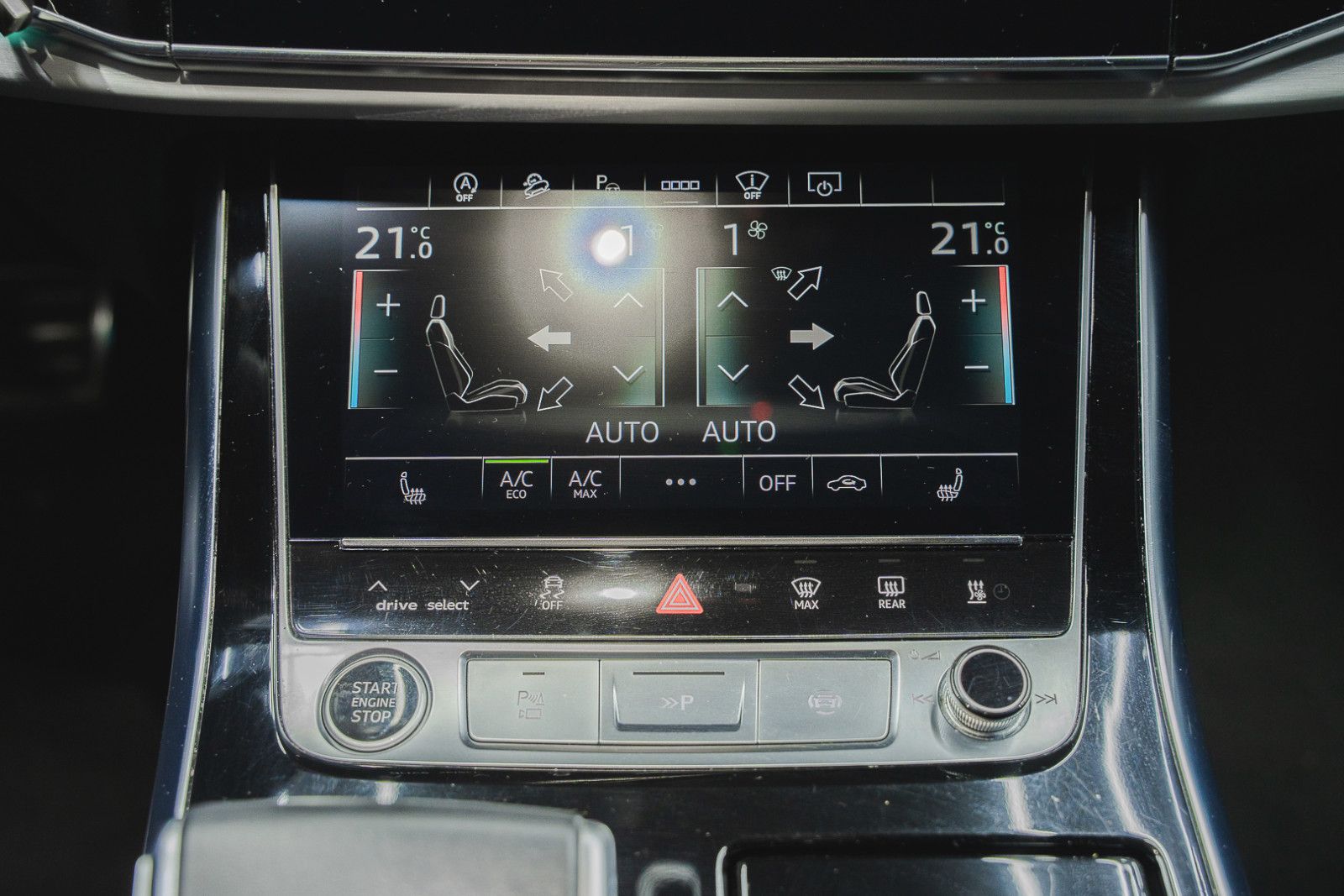 Fahrzeugabbildung Audi Q7 45 TDI quattro S line*Matrix*B&O*HUD*7-Sitz