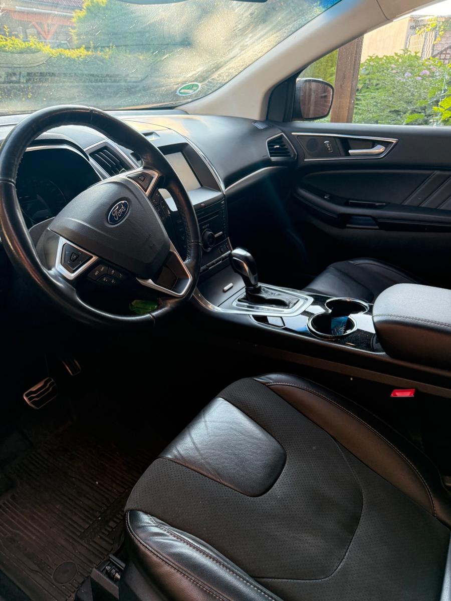 Ford Edge 2,0 l TDCi Bi-Turbo 8fach bereift,tüv 02/28