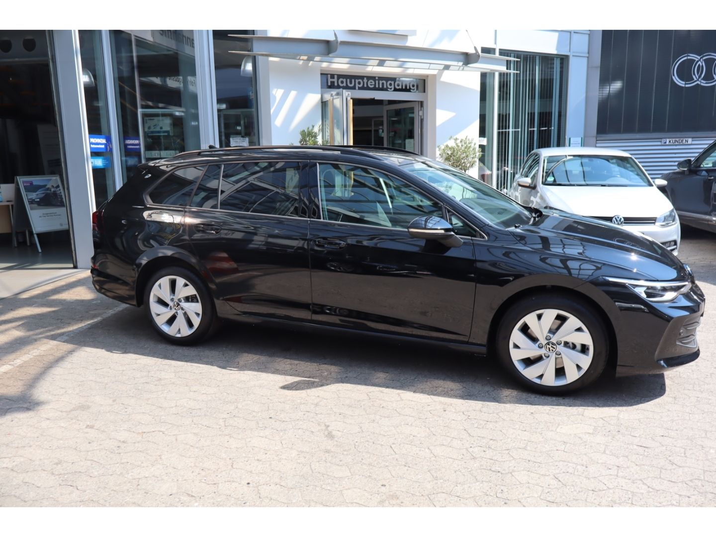 Volkswagen Golf Variant VIII 2,0 TDI DSG AHK Winterpaket RF imagem 2