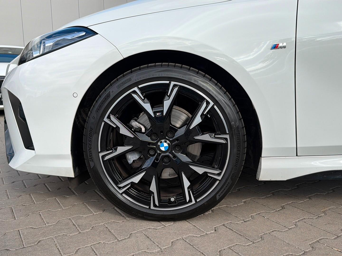 BMW 1 Series M Sport HuD Tempomat 2ZK IQ 360° SHZ, миниатюра 26