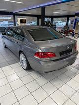 BMW 750 i   *Top Zustand* - gebrauchte BMW 750 aus dem Jahr 2005
