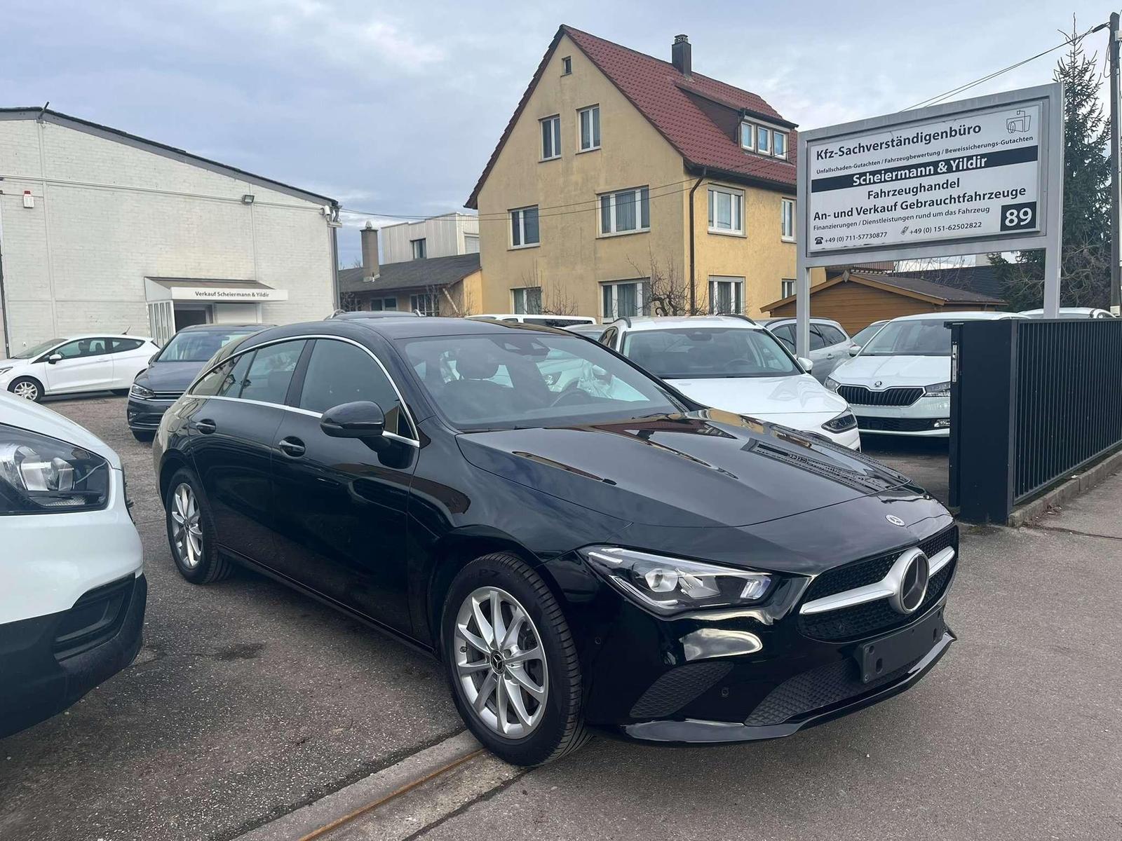 Mercedes-Benz CLA 250 Hybrid Autom. LED AHK 17  PTS Soundsyst.