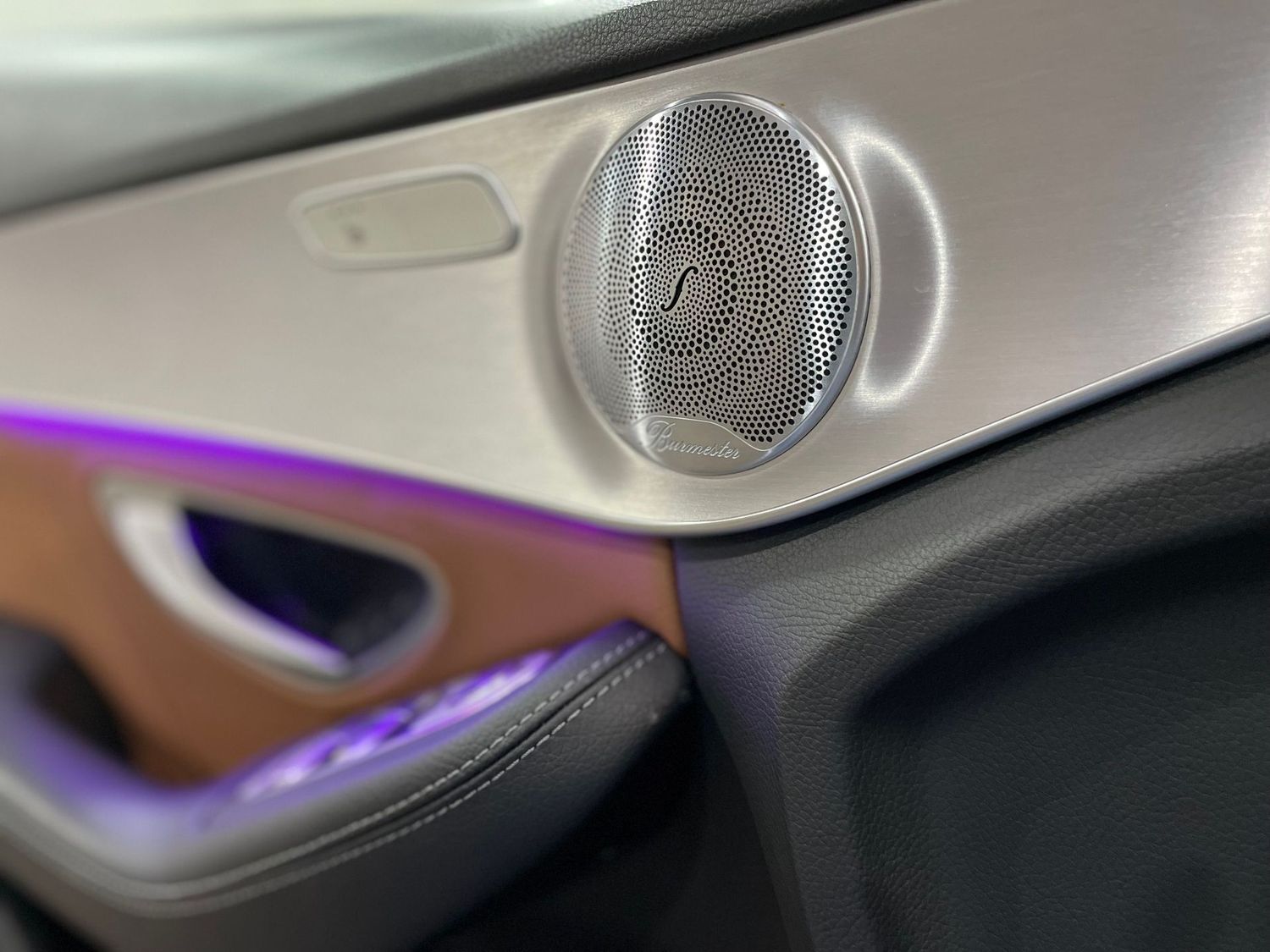 Fahrzeugabbildung Mercedes-Benz C 300 T AMG Night#LED#Mbux#360°#M-Beam#Burmester