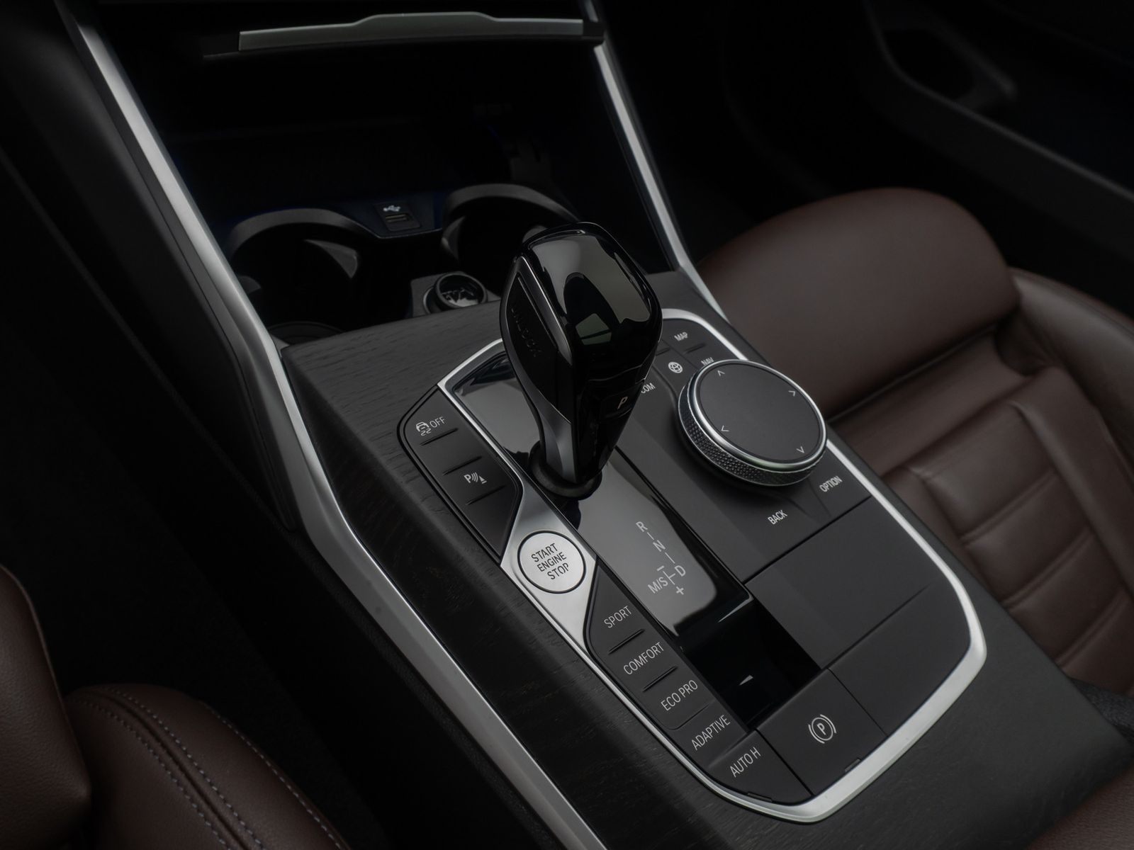 Fahrzeugabbildung BMW 330d M Sport DAB Kamera Leder ACC Alarm Pano 19"