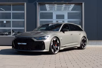 2025 AUDI RS6 photo 1