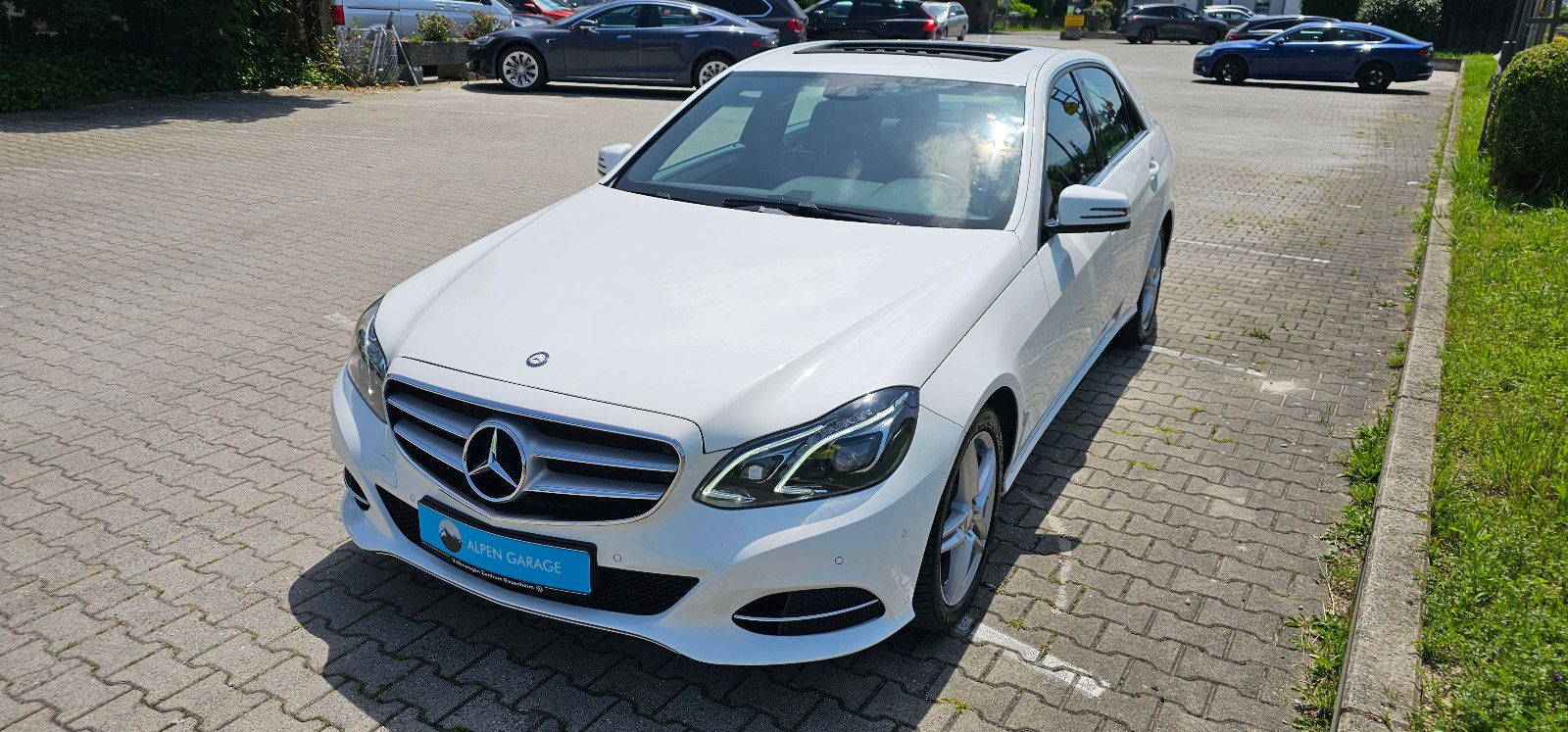 MERCEDES-BENZ E*200*CGI*Lim.*7G-TRONIC*Avantgarde*LED*SHD*