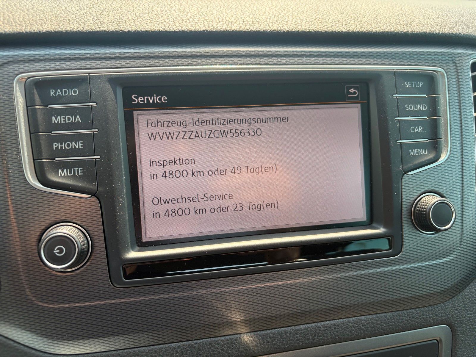 Fahrzeugabbildung Volkswagen Golf Sportsvan 2.0 TDI VII Lounge Xenon AHK ACC