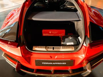 2025 Ferrari 12CILINDRI 缩略图 18