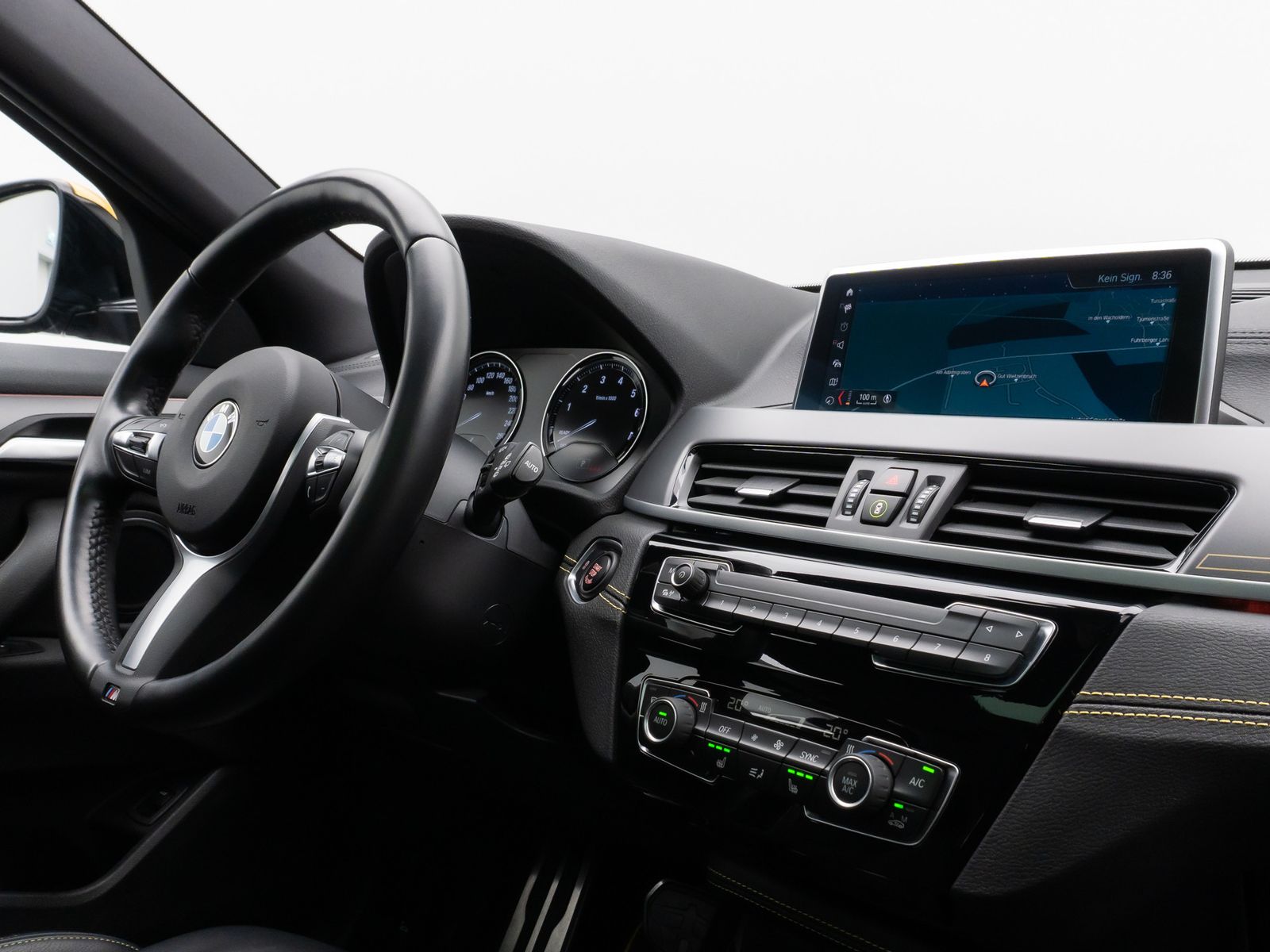 Fahrzeugabbildung BMW X2 sD18i M Sport Edition Panorama Kamera 19Zoll