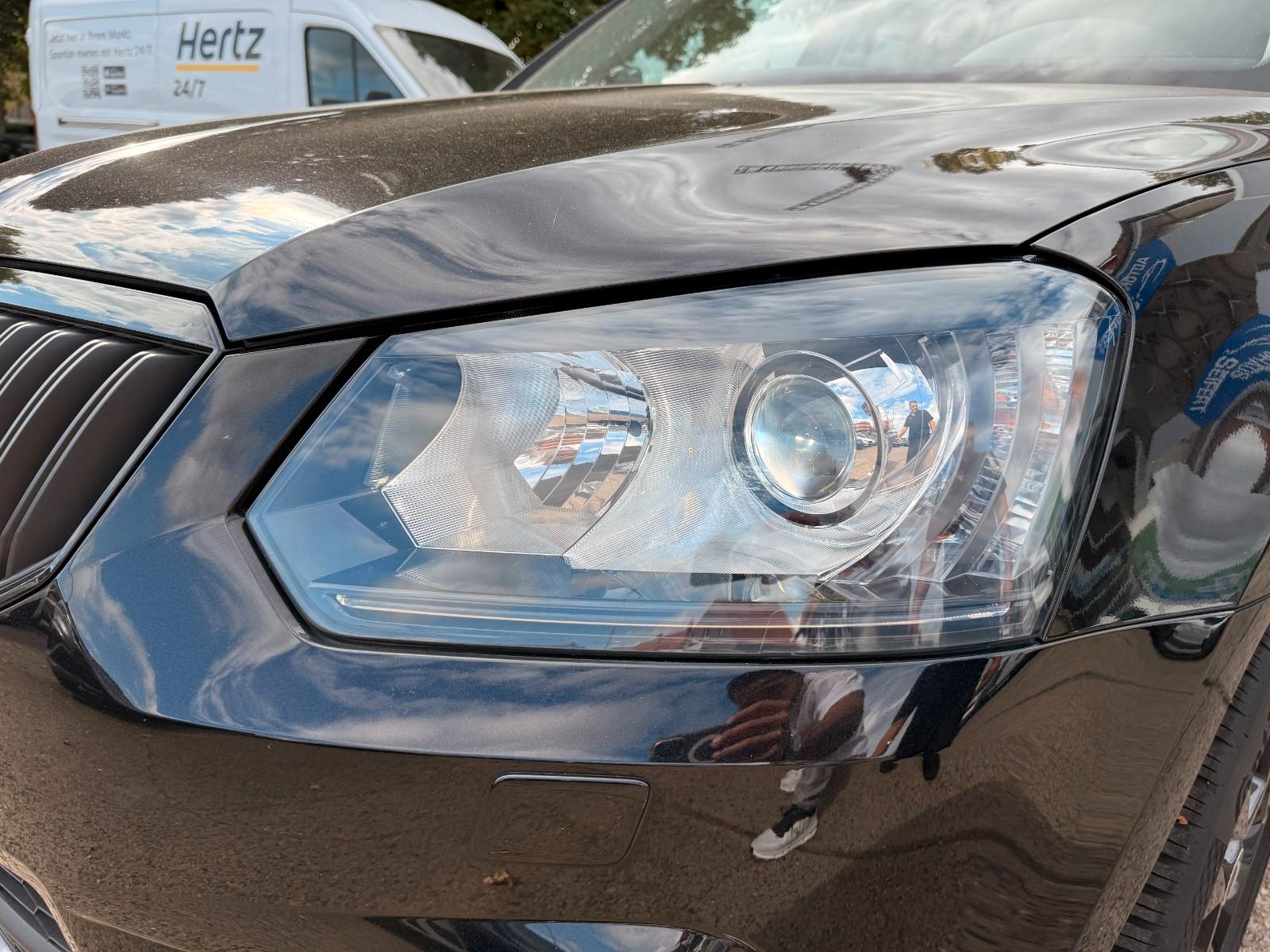 SKODA YETI MONTE CARLO 1.2 TSI 105 CH - 1ÈRE MAIN - 49 900 KM - CLIM BIZONE - SIÈGES CHAUFFANTS - PDC