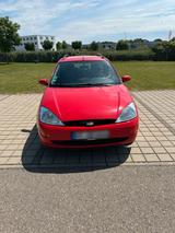 Ford focus - Ford Focus aus 2001: Kombi