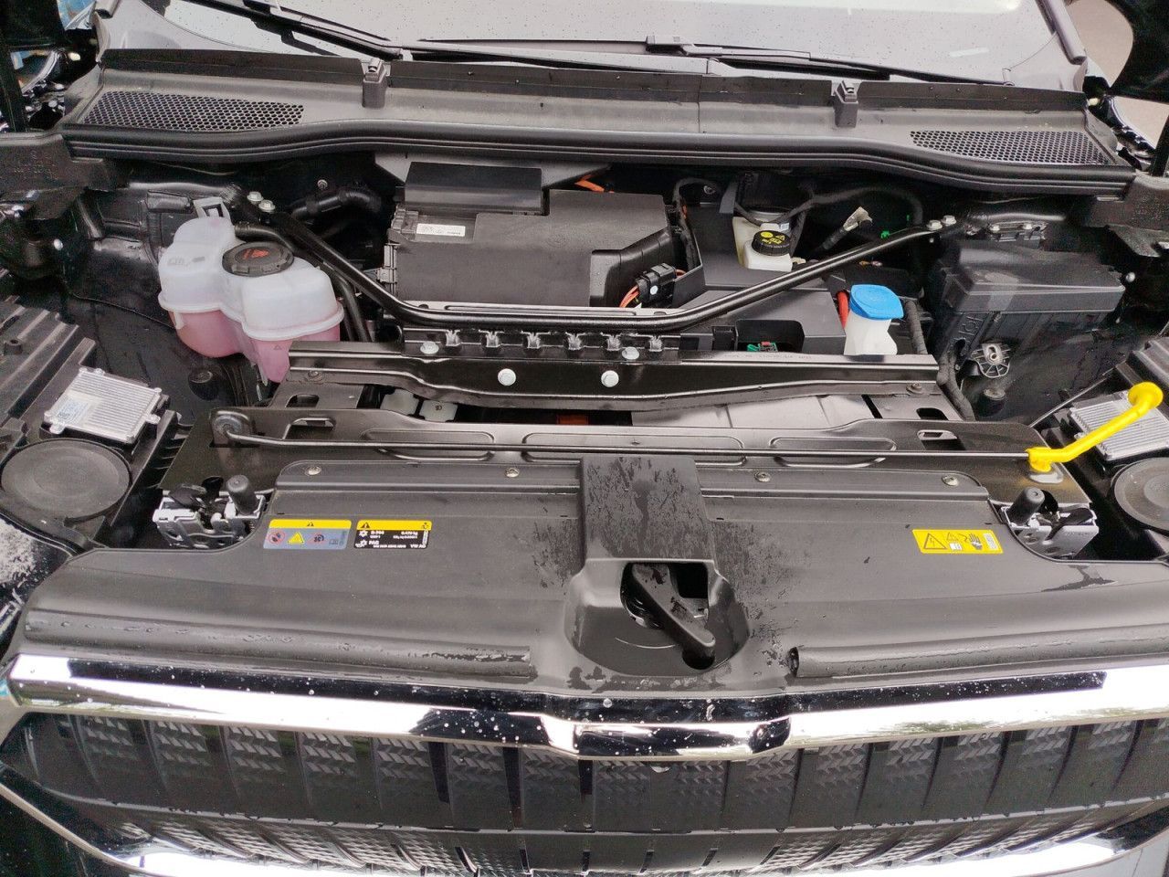 Fahrzeugabbildung SKODA Enyaq 60 132/62 E1H, AHK