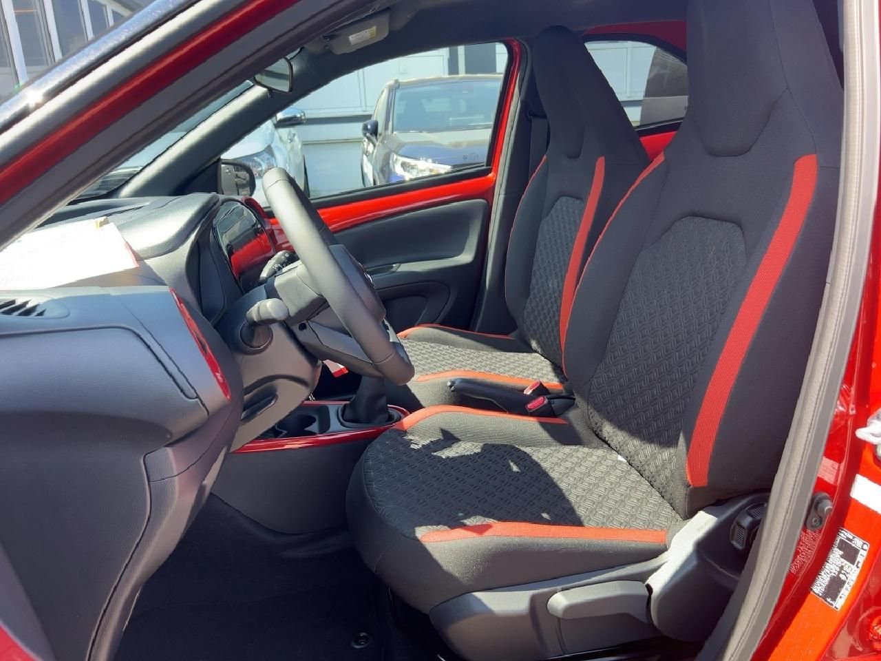 Fahrzeugabbildung Toyota AYGO X Teamplayer 5 M/T