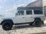 Land Rover Defender 110 TD4 Station Wagon SE SE