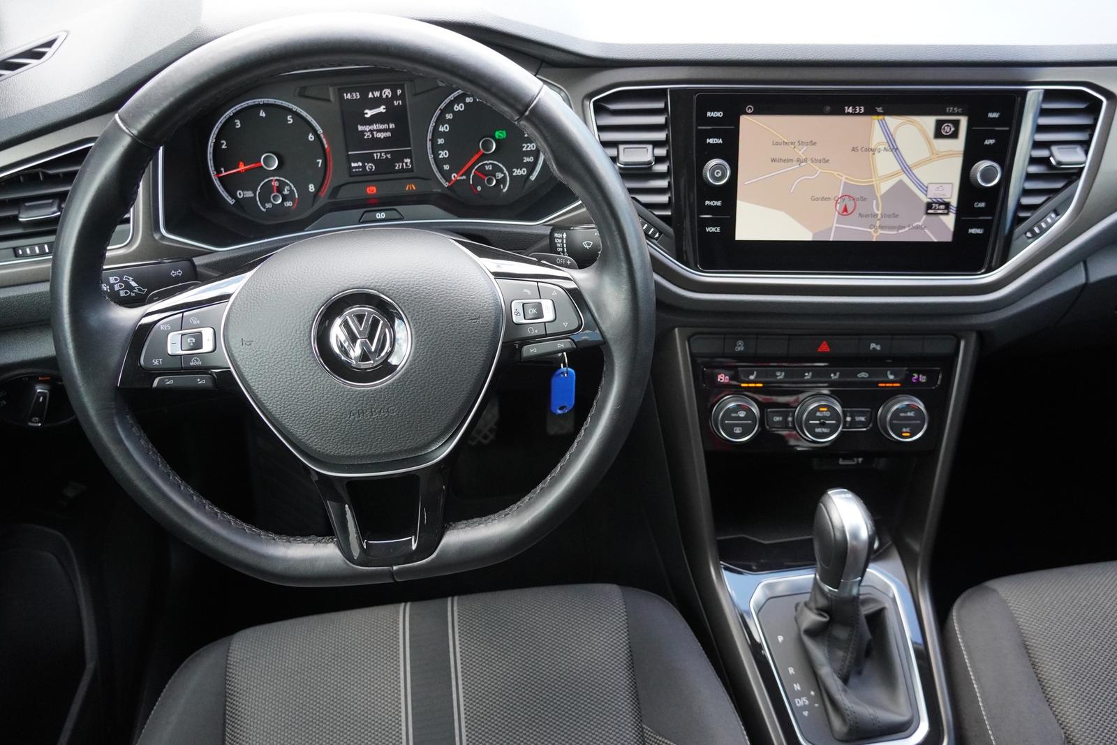 Volkswagen T-Roc 1.5 TSI DSG Style LED Navi AHK ACC PDC