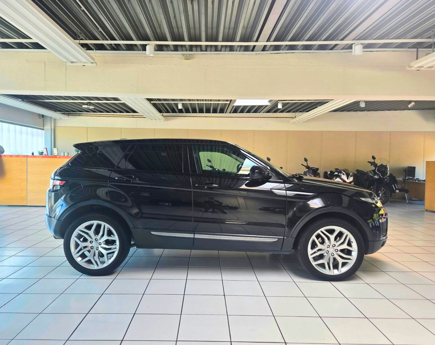 LAND ROVER Range Rover Evoque — zdjęcie 4