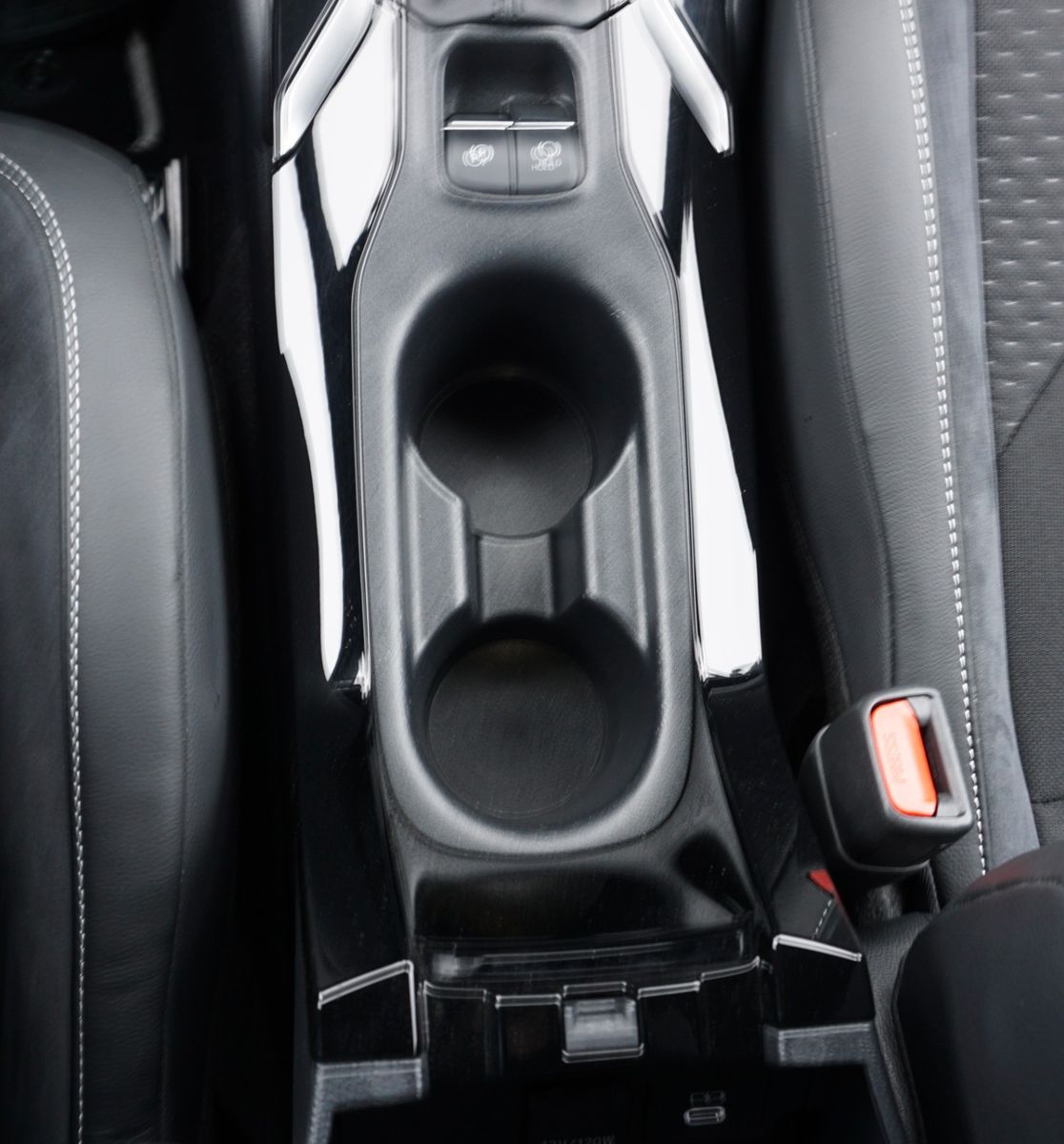 Fahrzeugabbildung Toyota Corolla Hybrid Lounge, Navi, LED, Kamera,Head Up