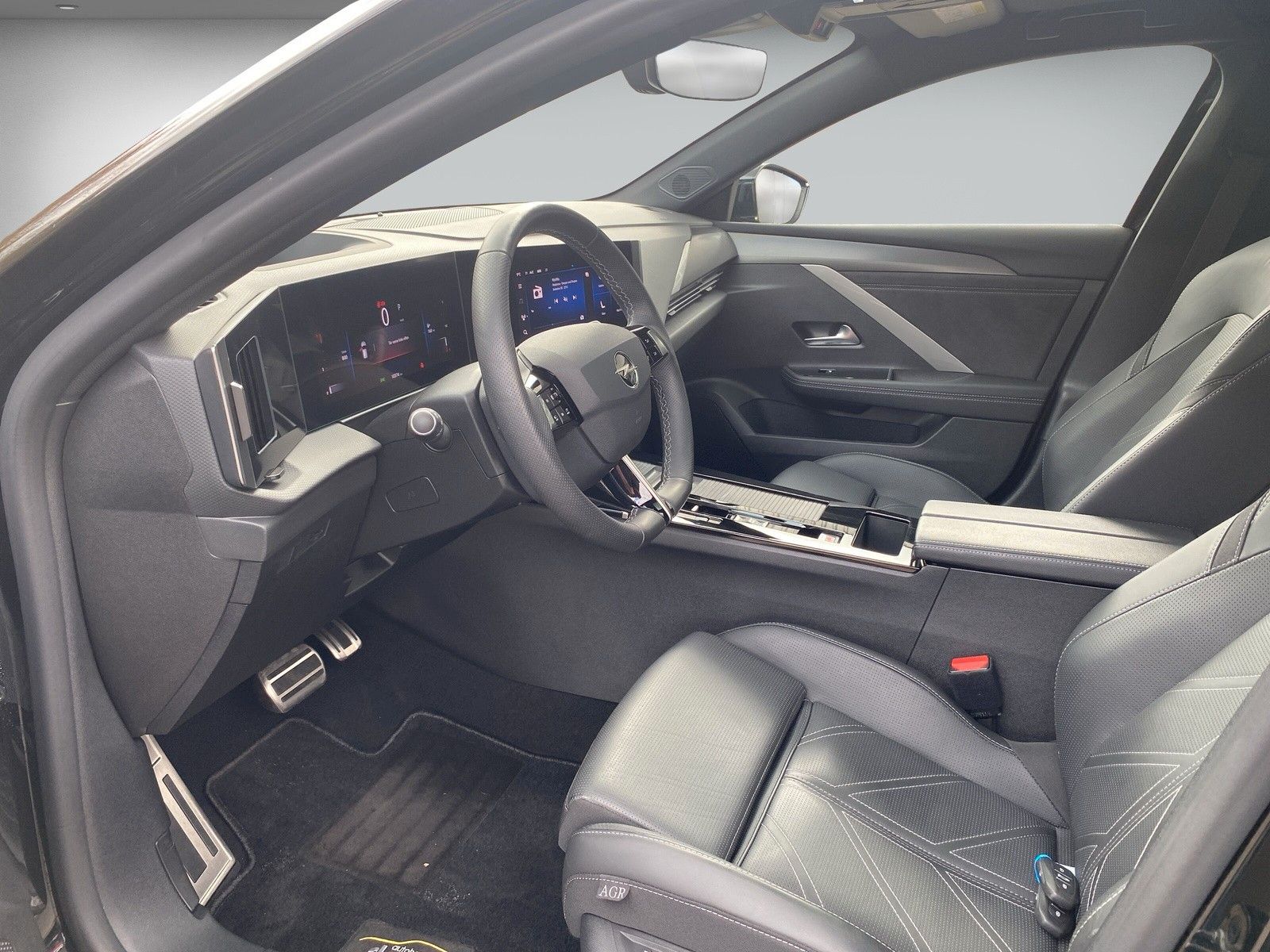 Fahrzeugabbildung Opel Astra 1.2 Turbo 96kW Ultimate Auto