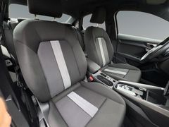 Fahrzeugabbildung Audi A3 Limousine S line 35 TDI S-tr. - Navi+*ACC*App