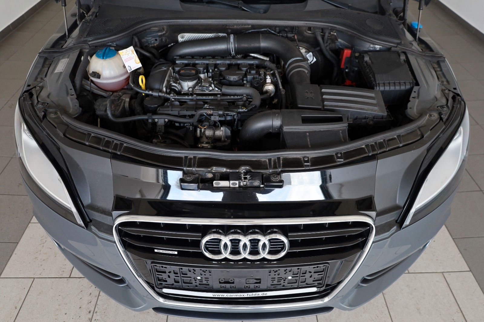 Fahrzeugabbildung Audi TT Roadster 2.0 TFSI quattro,Leder,Navi,Xenon,SH
