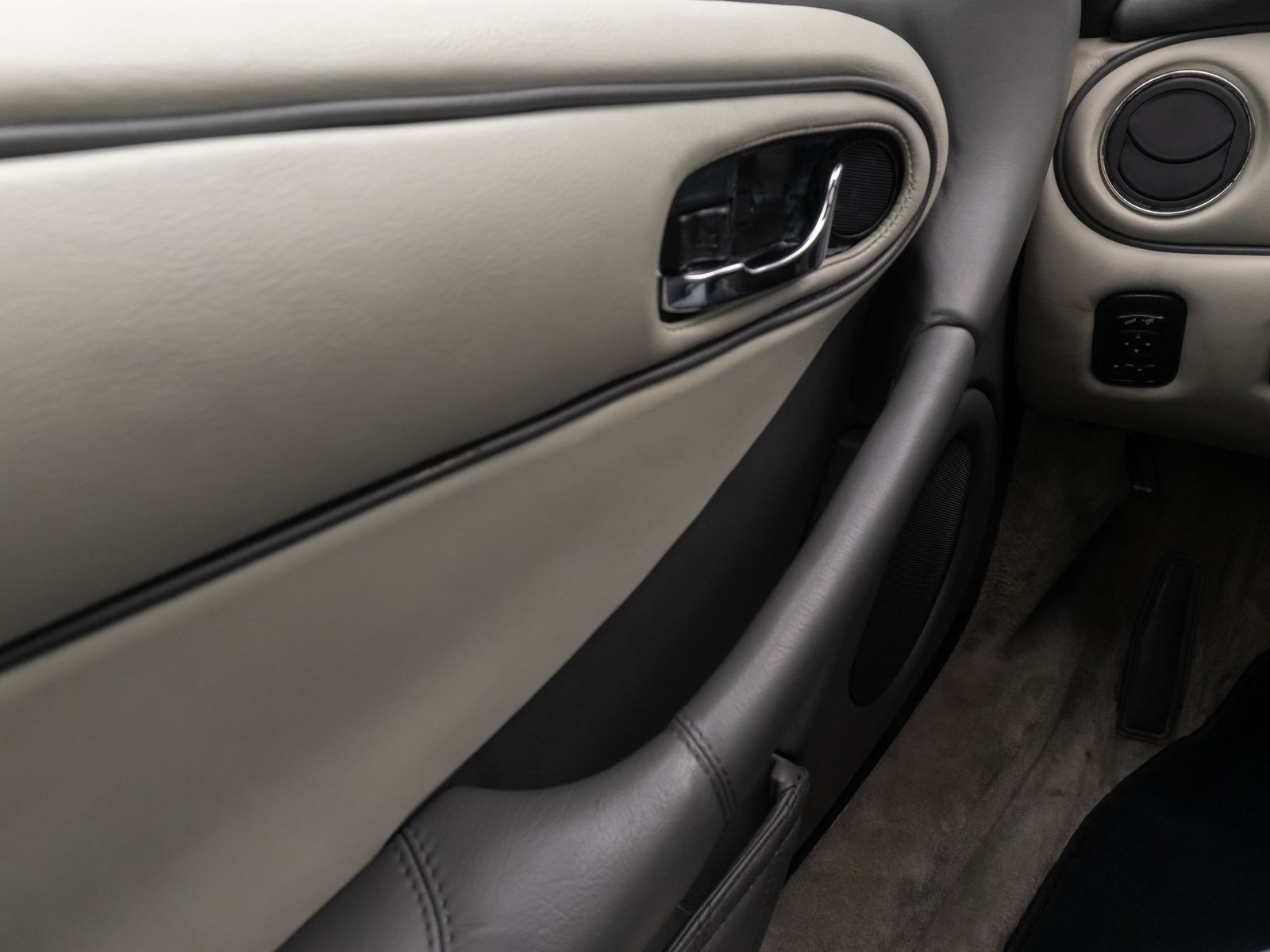 Fahrzeugabbildung Maserati 3200 GT Xenon HiFi Memory Leder Sport 18Zoll