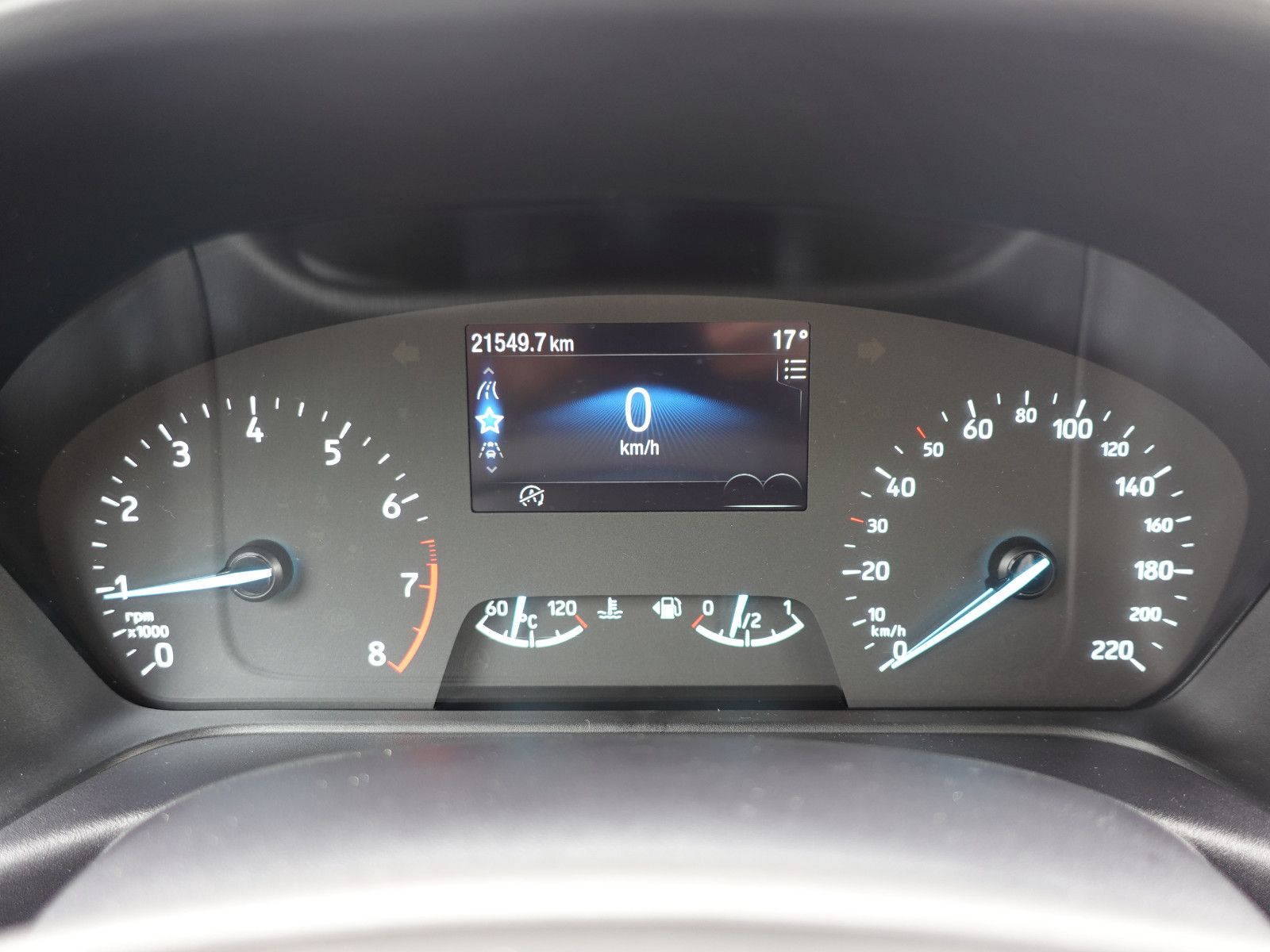 Fahrzeugabbildung Ford Fiesta 1,0 EcoBoost Titanium AHK,PDC,Kamera,LED