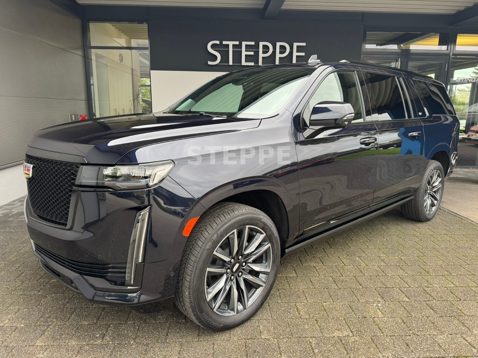 Cadillac Escalade 6.2 V8 ESV Sport Platinum EU-Navi AHK