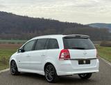 Opel Zafira B "110 Jahre"/OPCL/Xenon/Garantie/7Sitzer - Opel Zafira Opc mit Benzin-Antrieb