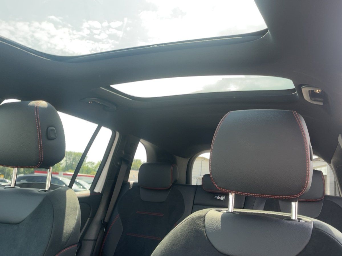 Fahrzeugabbildung Mercedes-Benz GLB 200 d AMG/Night/Pano/Kamera/AHK