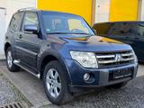 Mitsubishi Pajero 3.2 DI-D Intense Automatik Leder Xenon - Mitsubishi Pajero aus 2007 mit Diesel-Antrieb