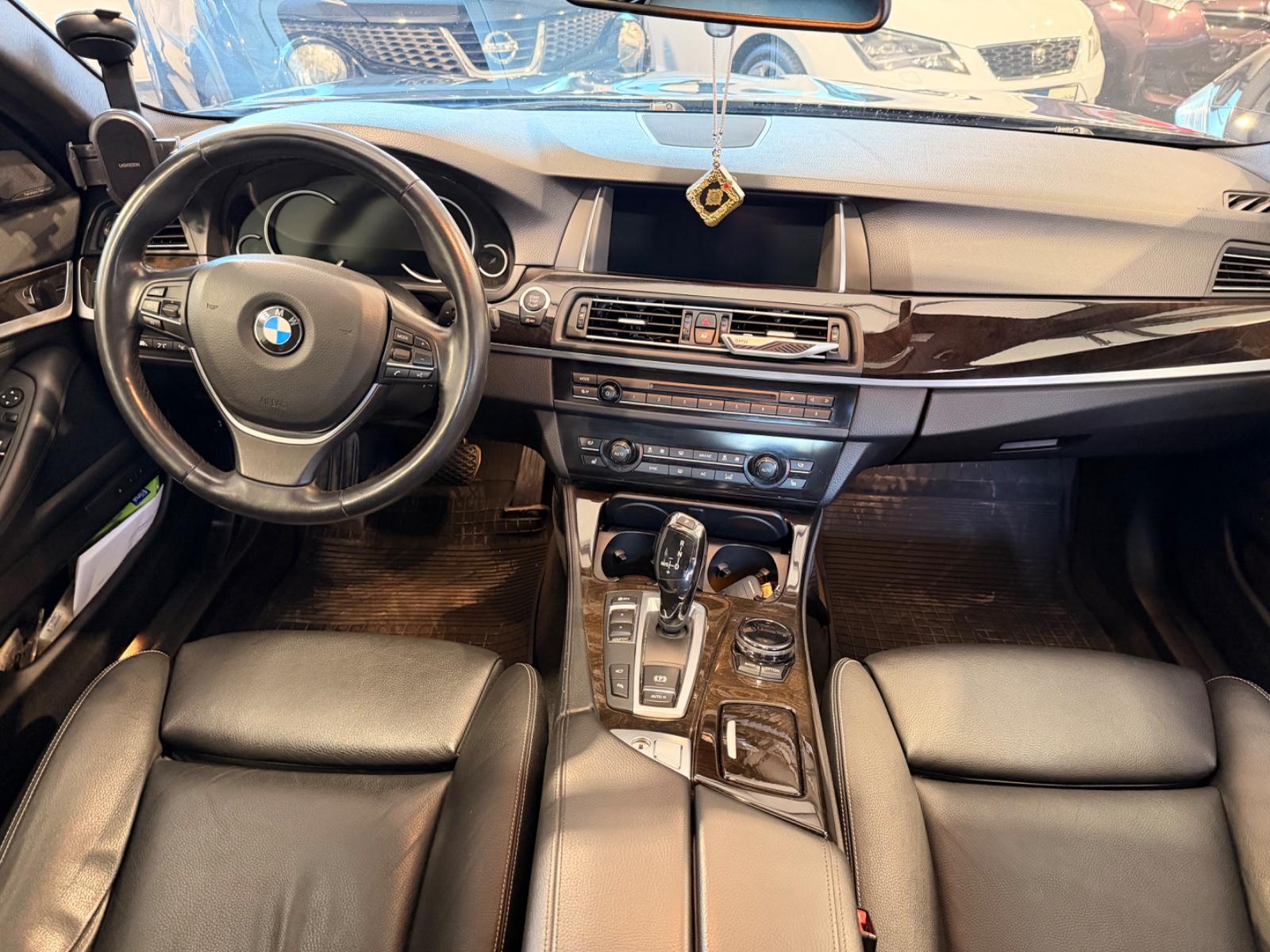 BMW 530 5 Limousine 530 d | TÜV 01.2027