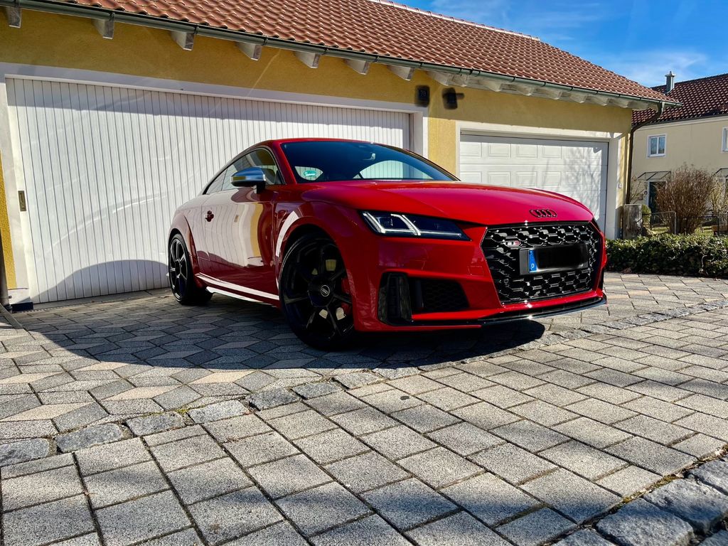Audi TTS