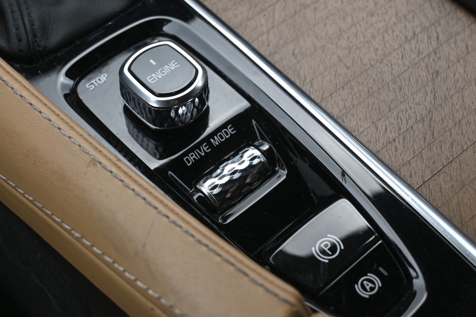 Fahrzeugabbildung Volvo V90 D5 Inscrip* AWD*360°*MASS*LUFT*NAV*MIETKAUF